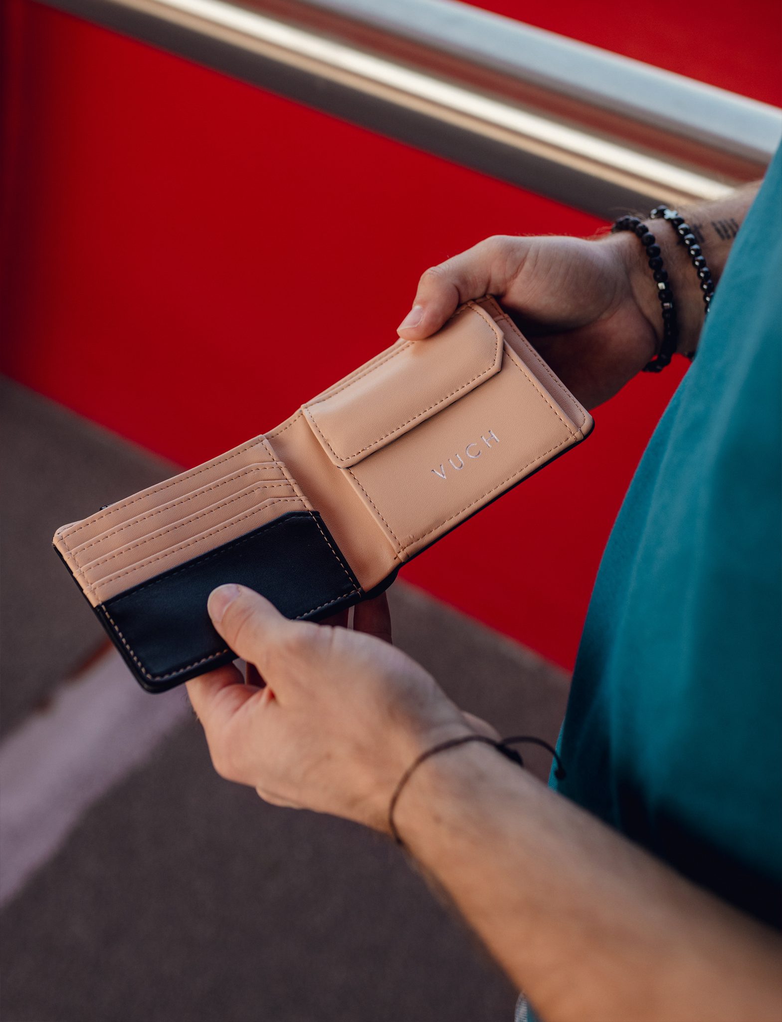VUCH Steph Black Wallet