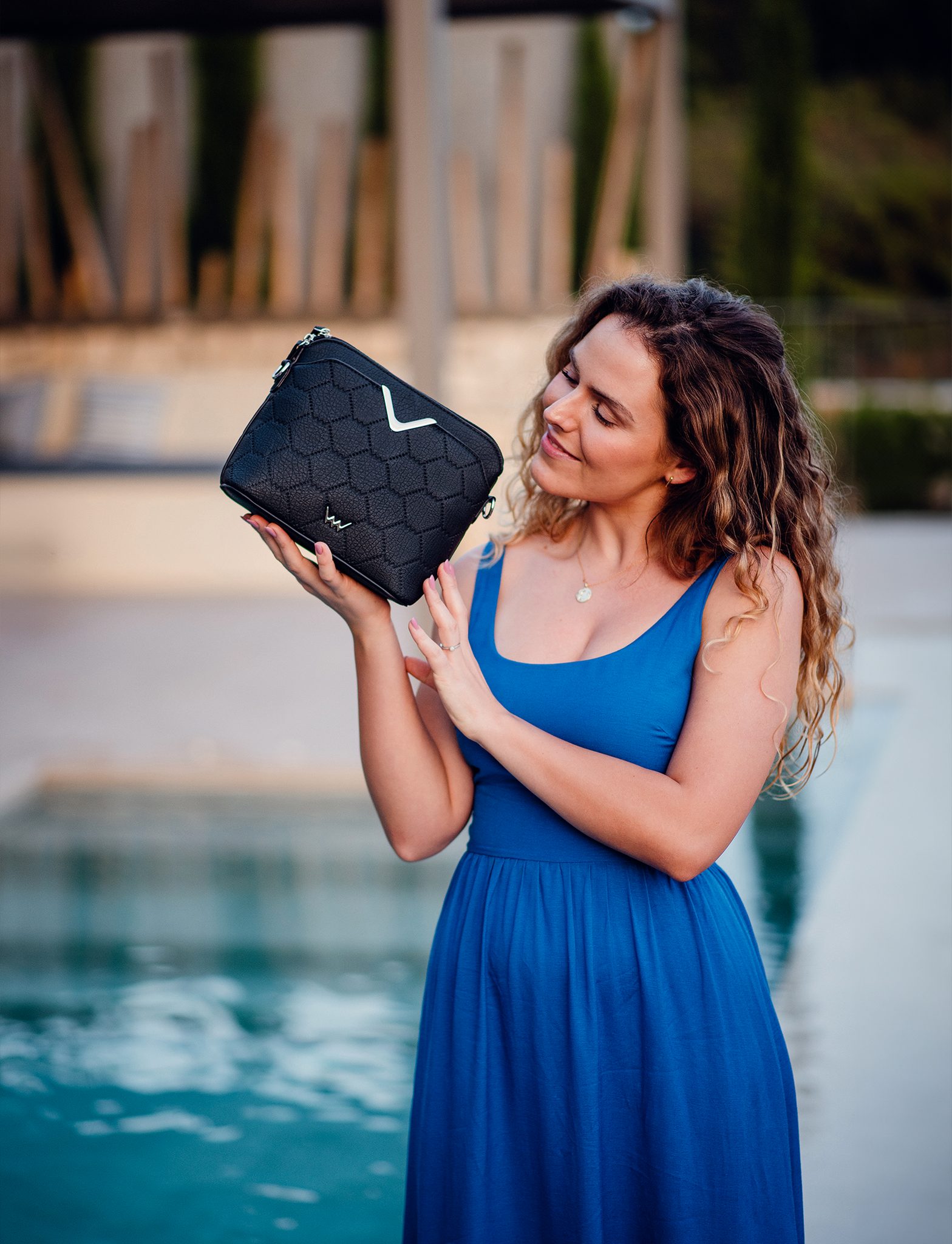 Poseta dama, VUCH Perry