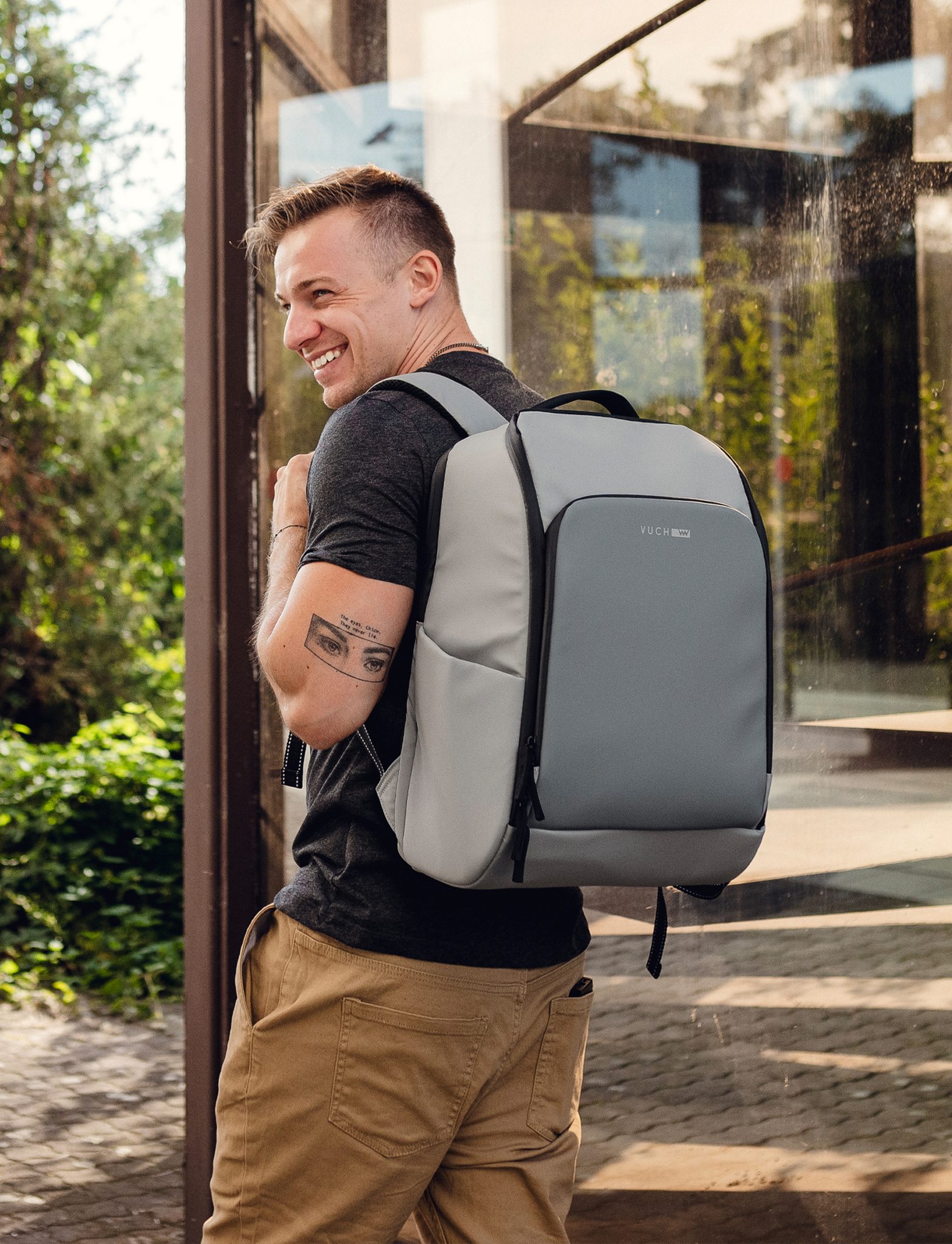 VUCH Dain Grey city backpack