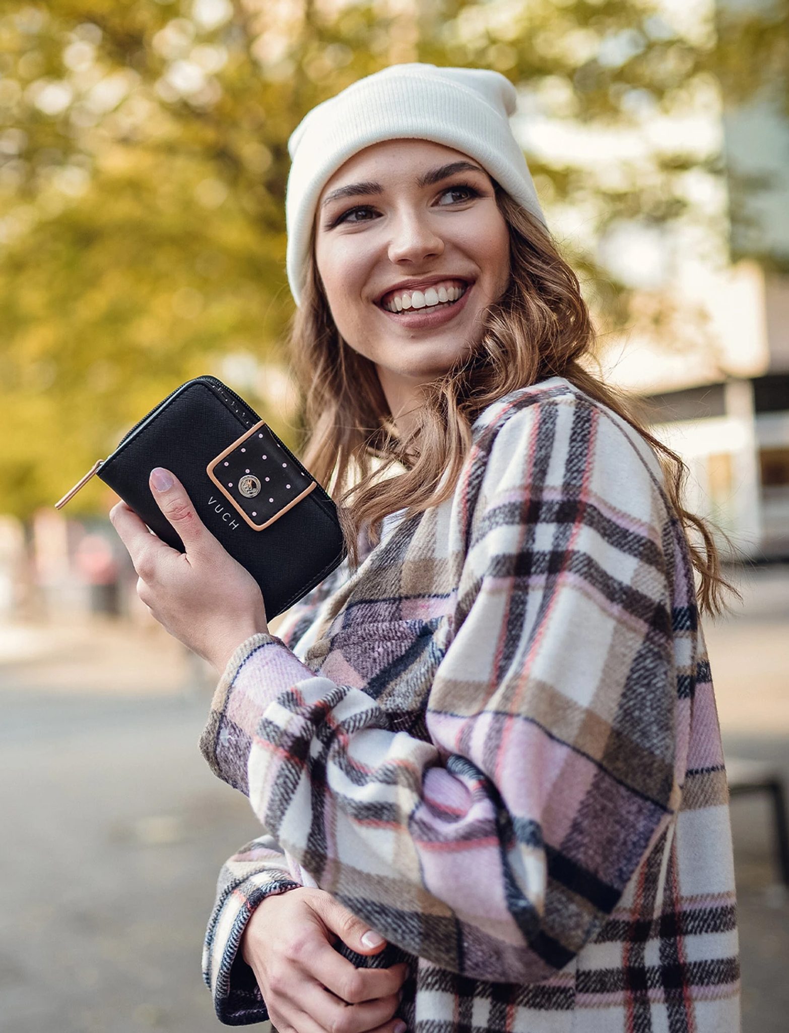Portofele pentru femei Vuch - negru
