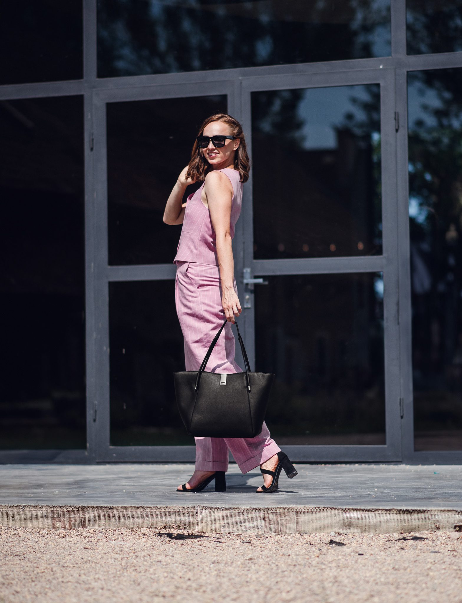 VUCH Laurie Simply Black Handbag