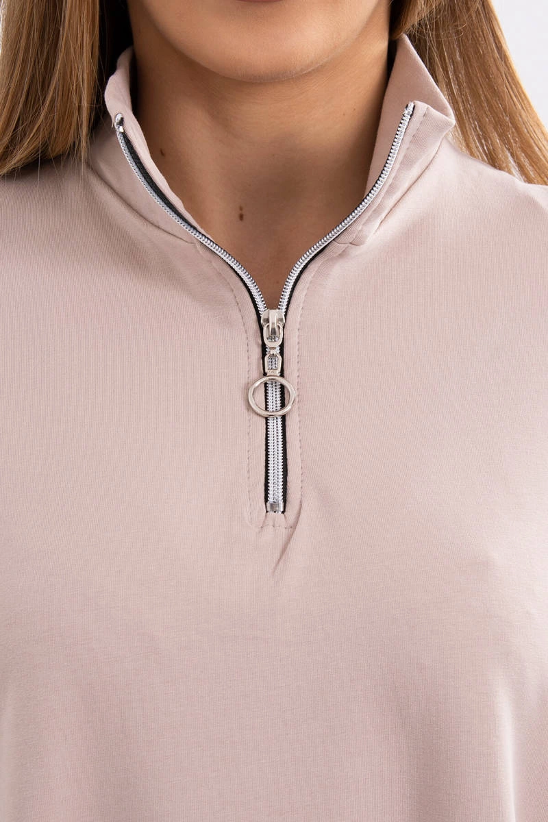 marka niezdefiniowana Sweatshirt with zipper and pockets beige