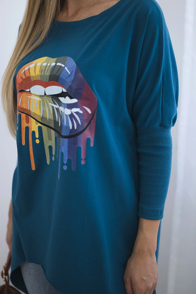 Oversize blouse with a rainbow print marine