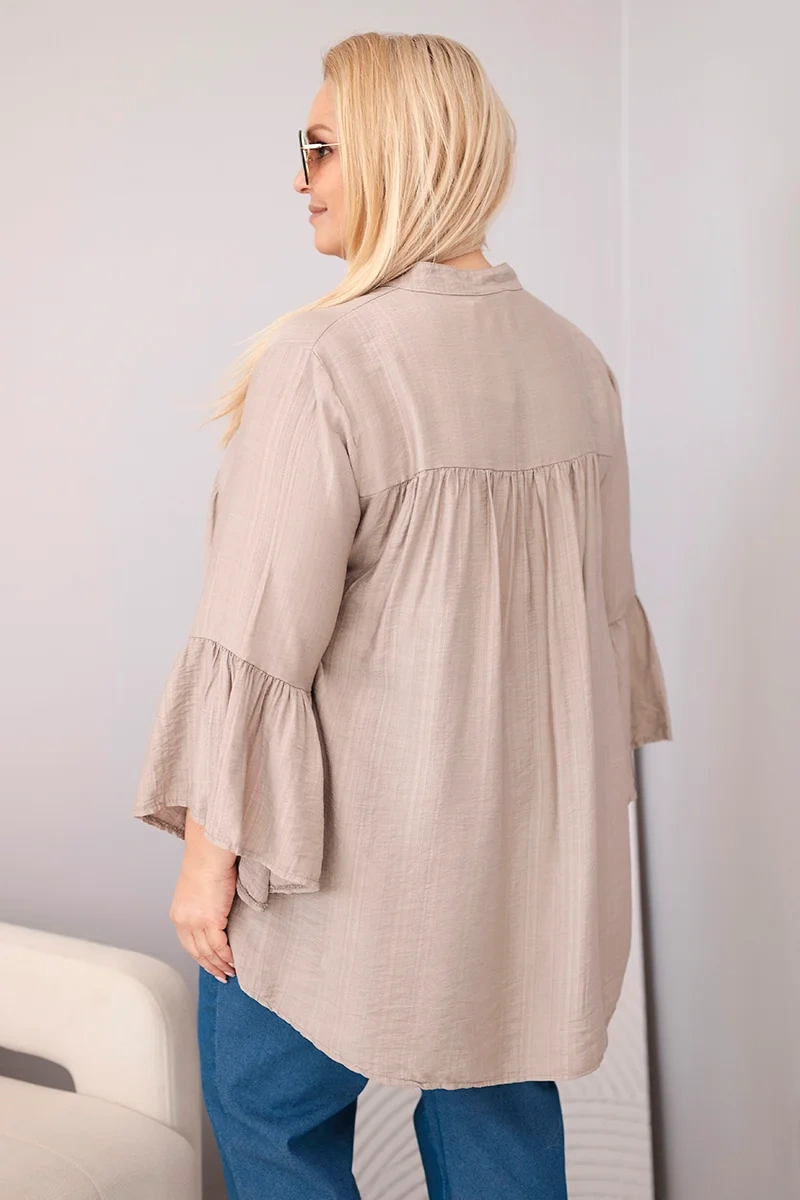 Kesi Plus-size dámska blúzka s volánovým rukávom