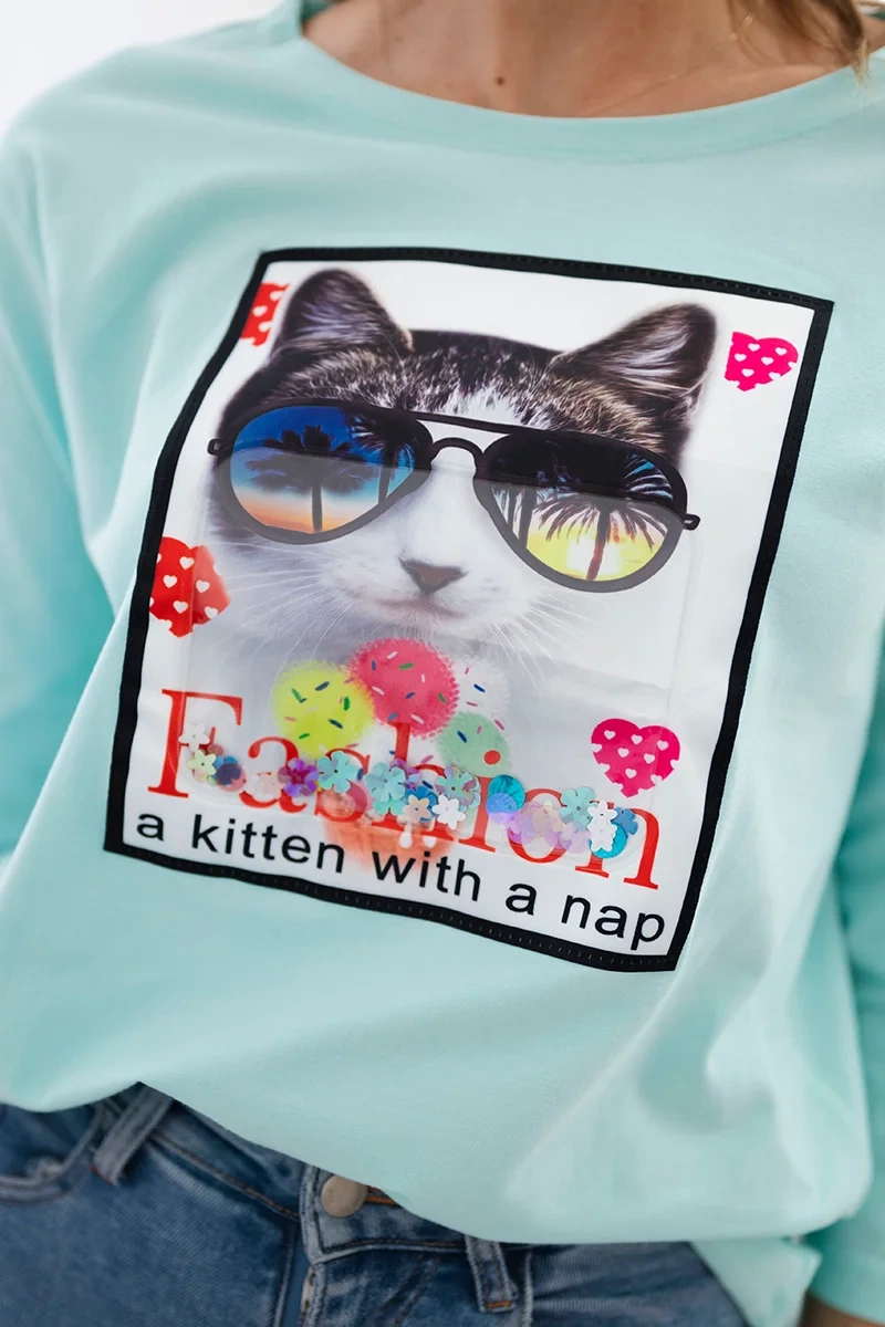 Blouse with cat graphics 3D mint