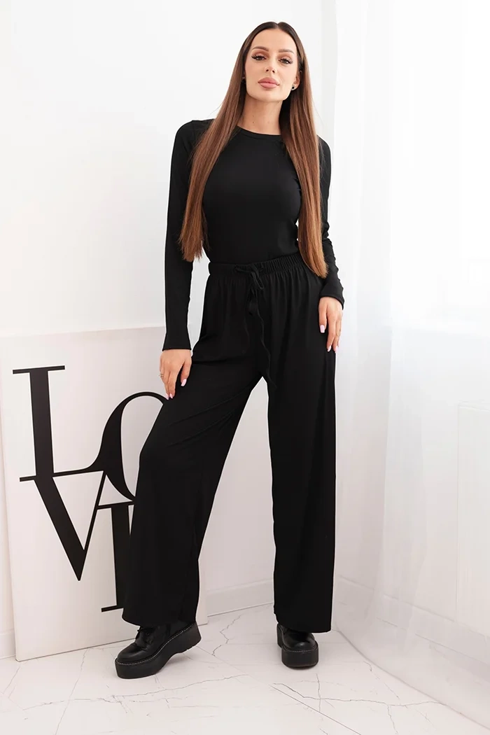 Kesi Włoski Women's viscose set with a blouse and wide trousers black