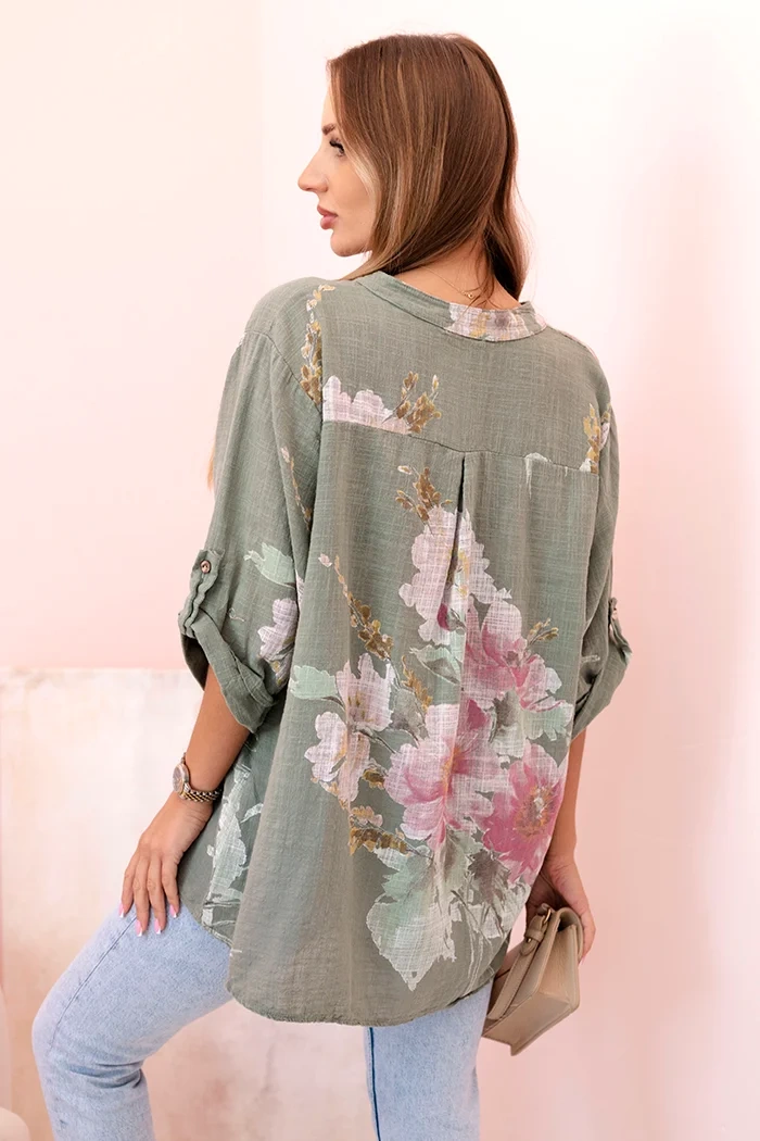 Kesi Włoski Women's cotton blouse with a floral pattern and buttons khaki