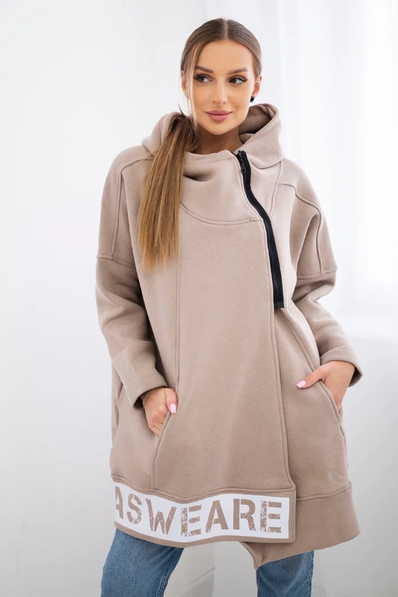 Beige insulated sweatshirt with zipper