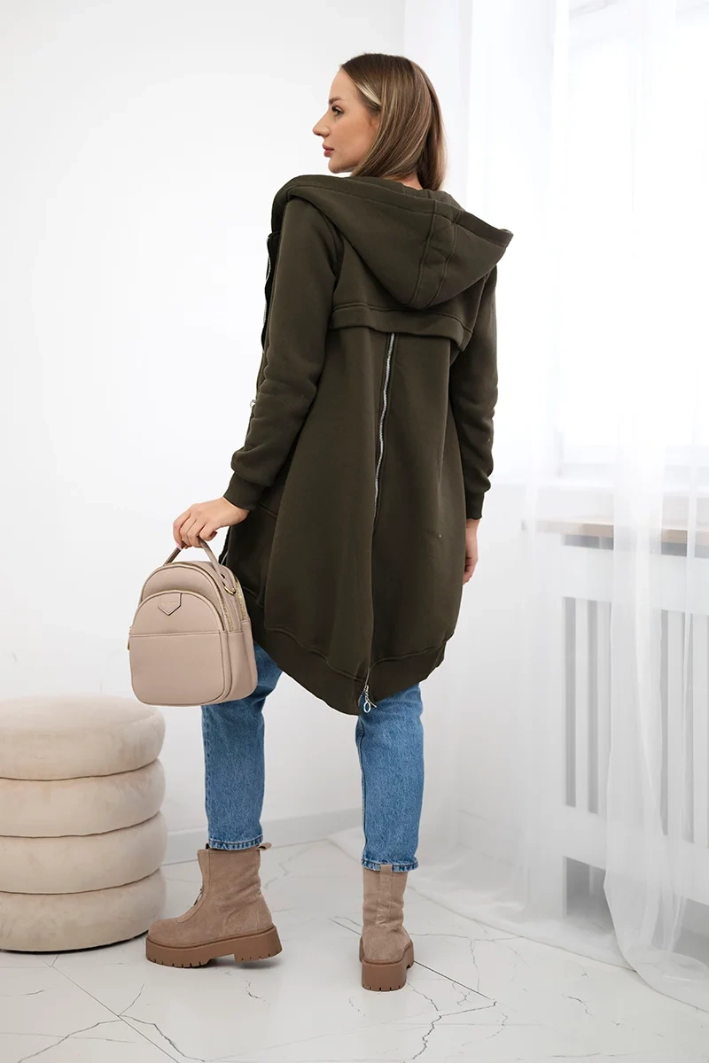 Insulated sweatshirt with a khaki zipper at the back