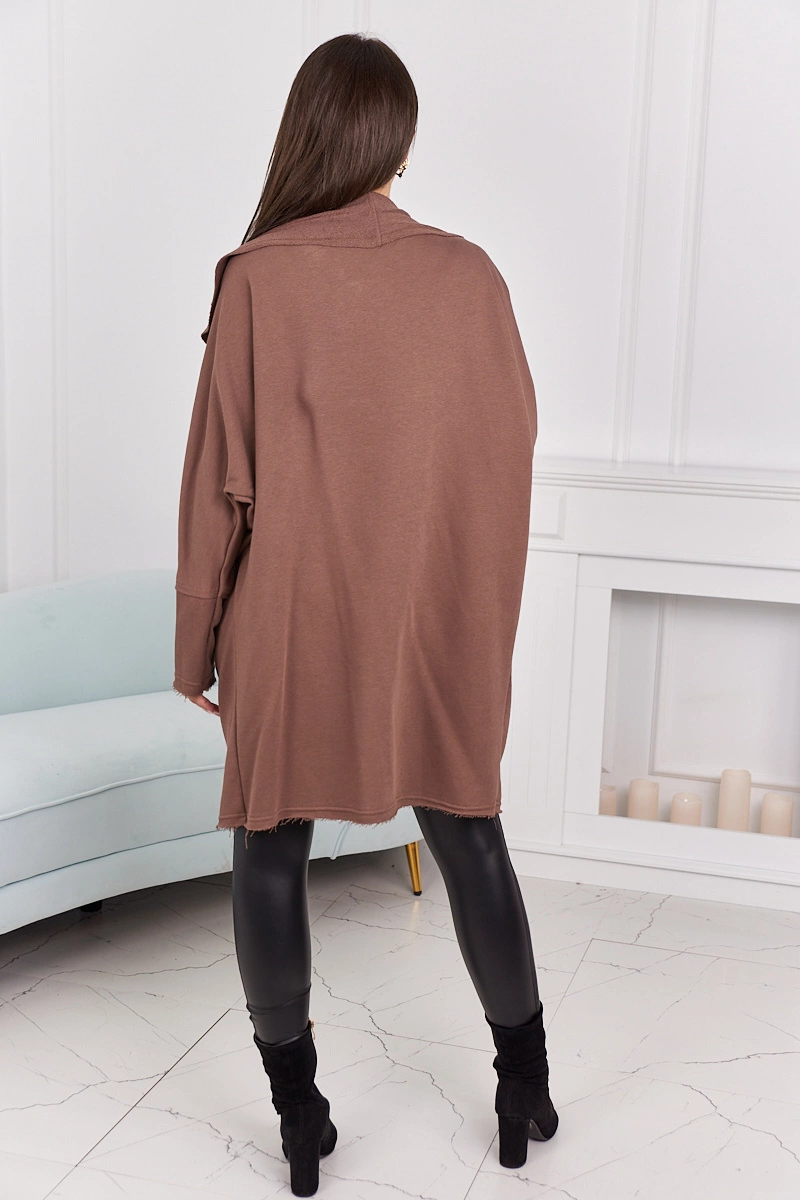 Cape with mocha pockets