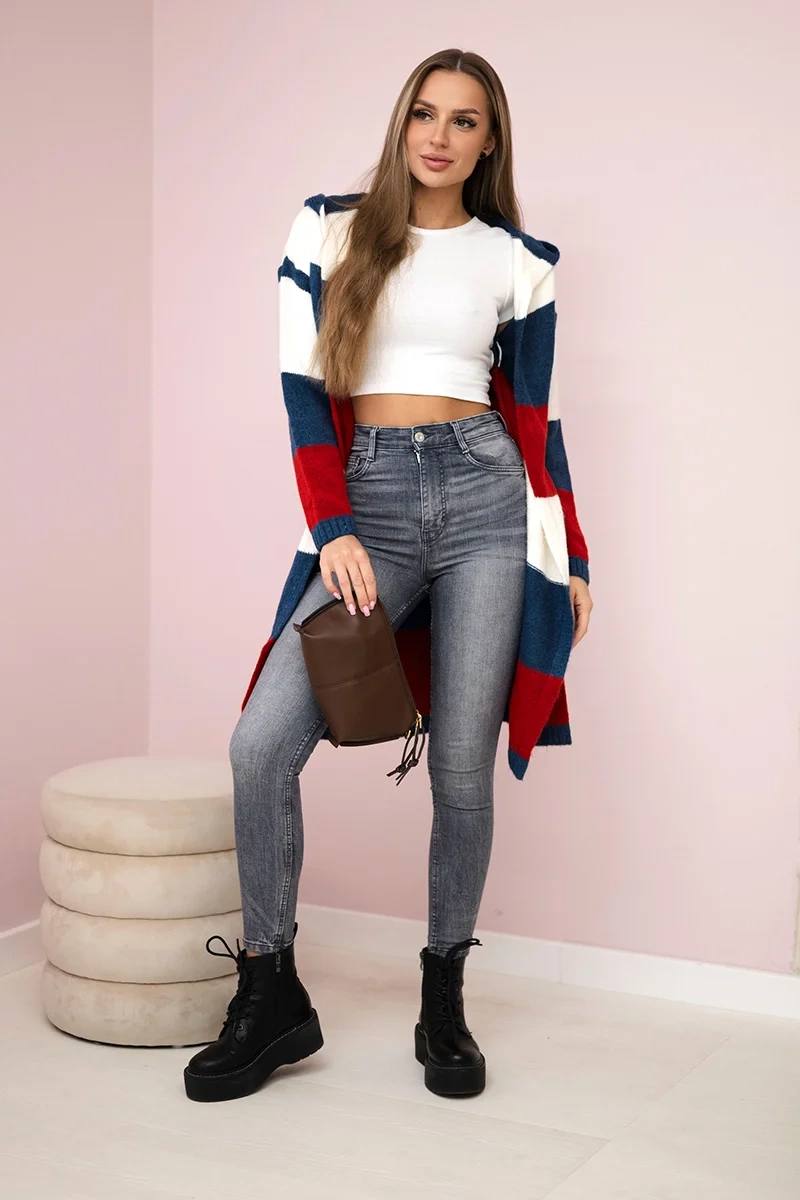 Three-color striped sweater ecru+jeans+red