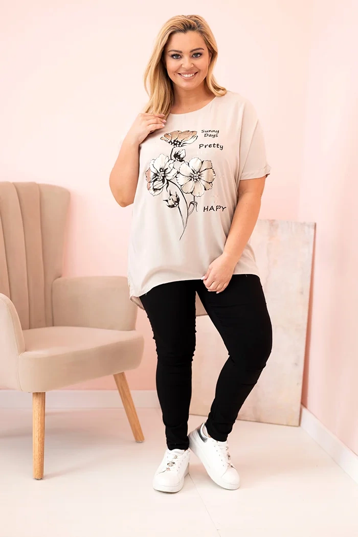 Kesi Włoski Plus Size women's blouse made of viscose with floral print and inscription beige