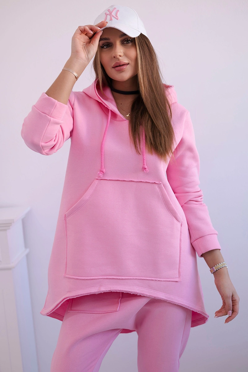 Baggy trousers set in light pink