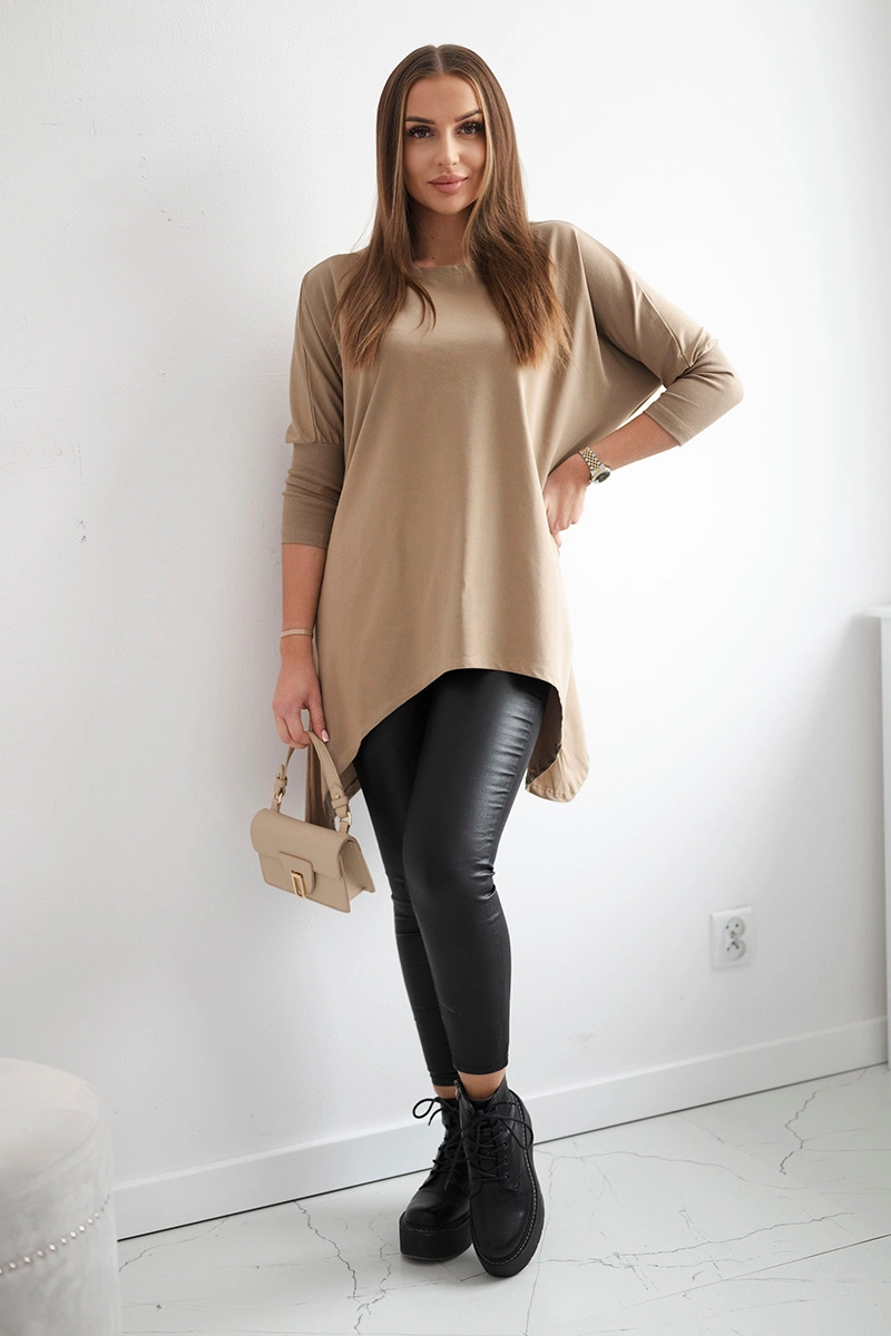 Oversize camel blouse