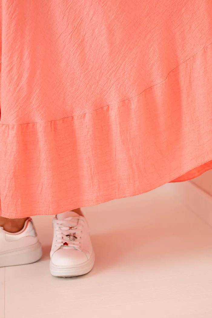 Kesi Włoski Dámske šaty plus size s krátkym rukávom a volánom z ľahkej viskózy ružová