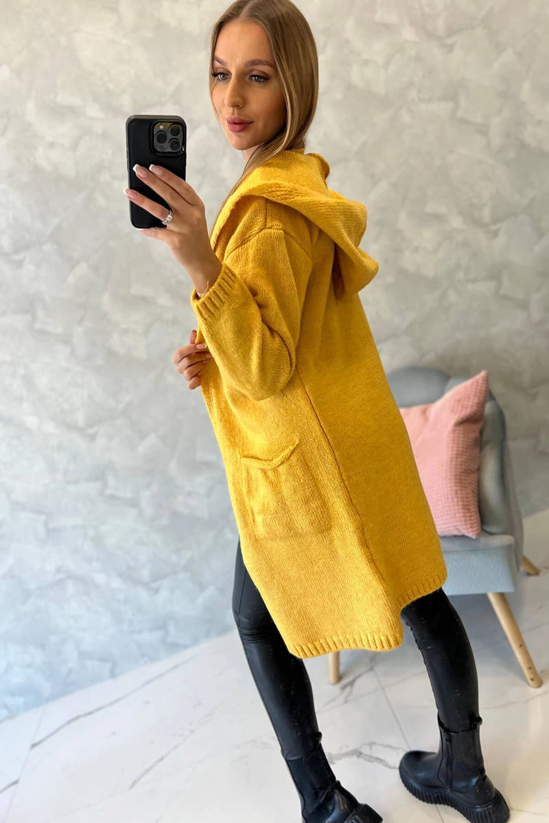 Plain sweater with hood and mustard pockets