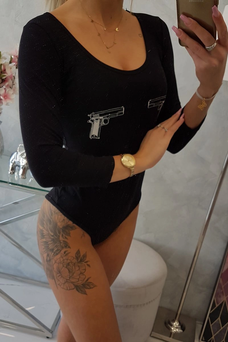 Kesi Body blouse with pistols print black