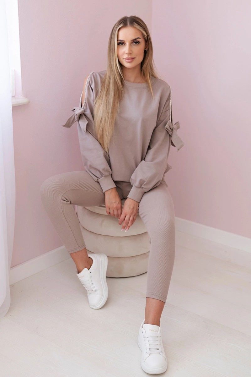 Women&#039;s set of sweatshirt with bow and leggings - dark beige