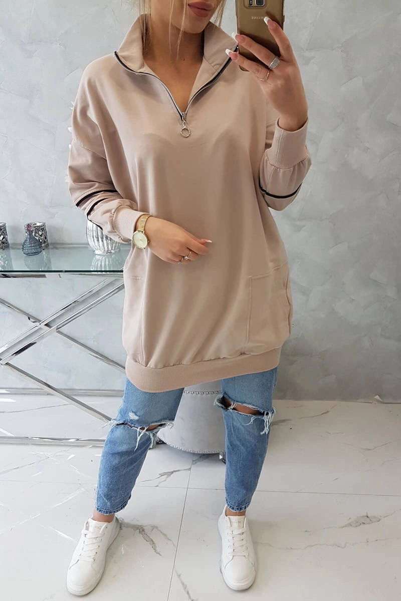 marka niezdefiniowana Sweatshirt with zipper and pockets beige