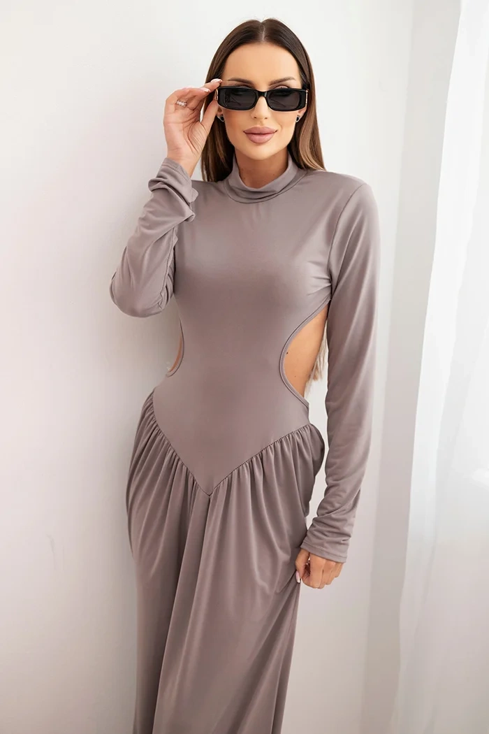 Kesi Włoski Dámska dlhá šaty z viskózy s golierom a odhalenými chrbtom fango