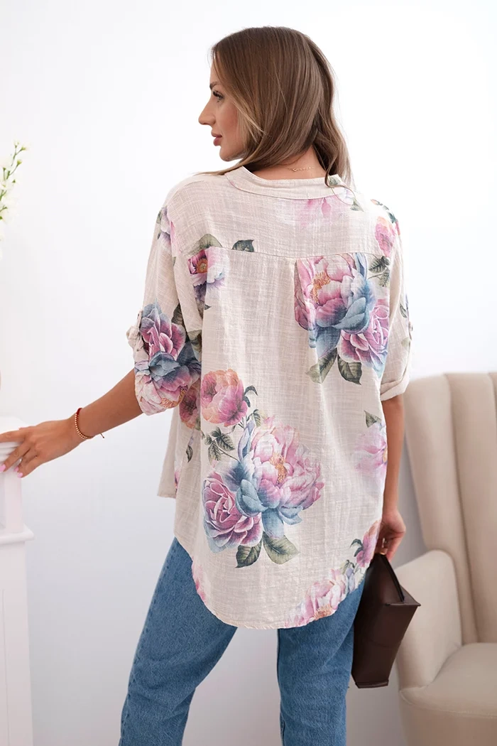 Kesi Włoski Women's cotton blouse with a floral pattern beige