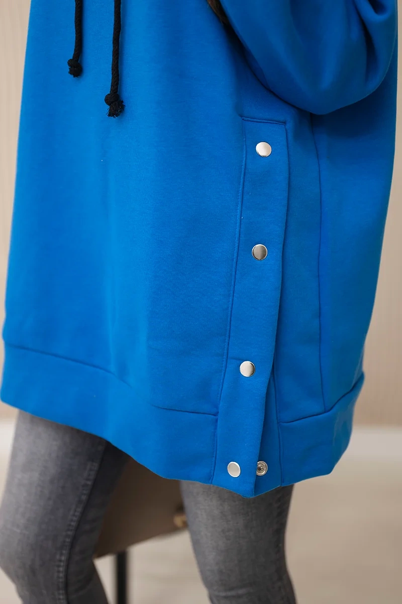 Insulated sweatshirt with purple blue press studs