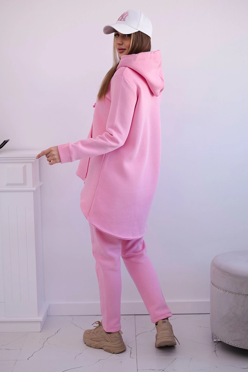Baggy trousers set in light pink