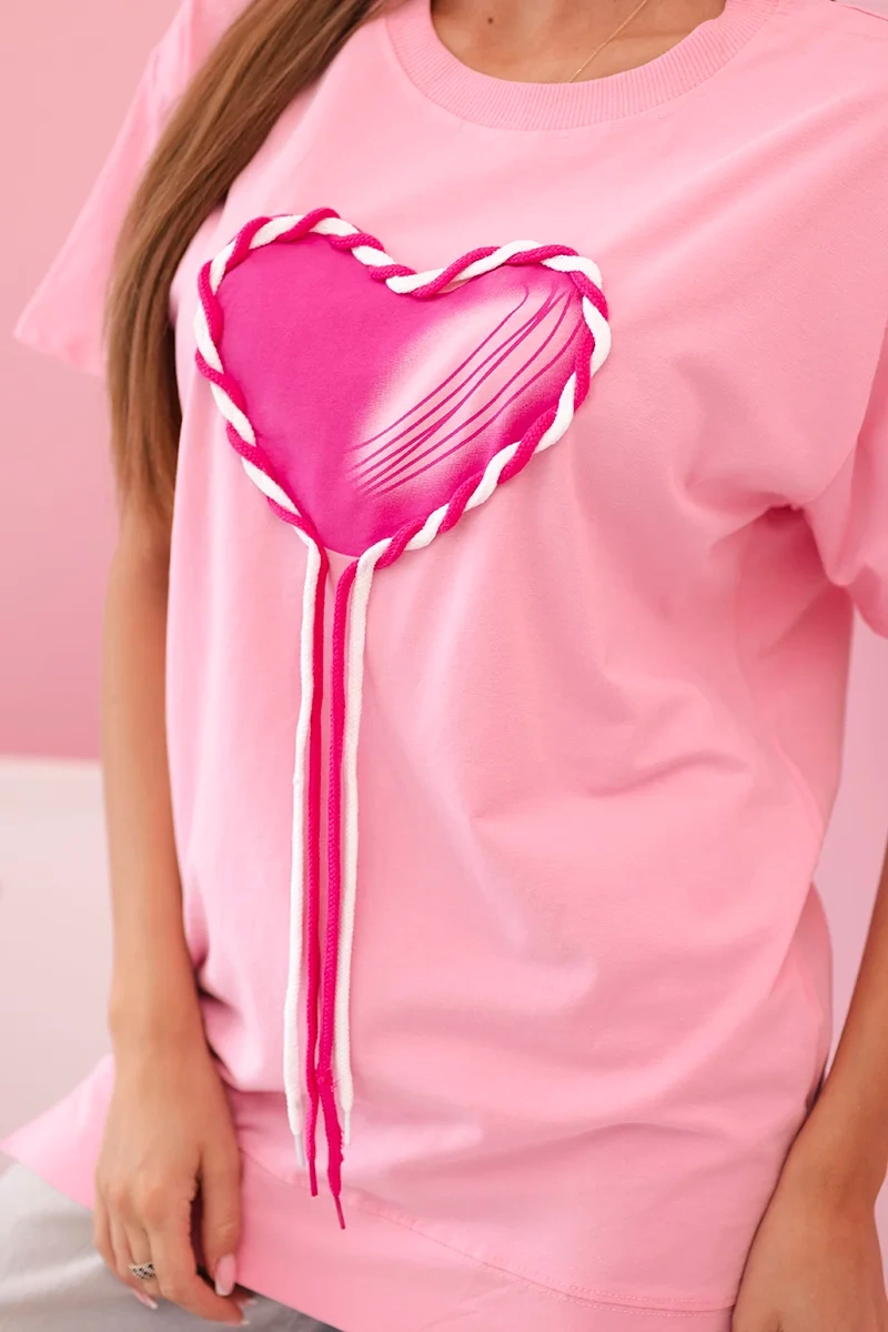 Kesi Women's oversized cotton T-shirt with a heart and fringes light pink
