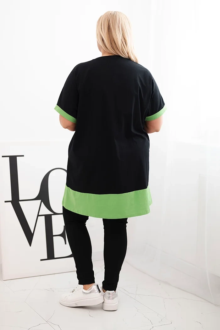 Kesi Włoski Green Plus Size women's tunic with floral pattern and decorative pearls