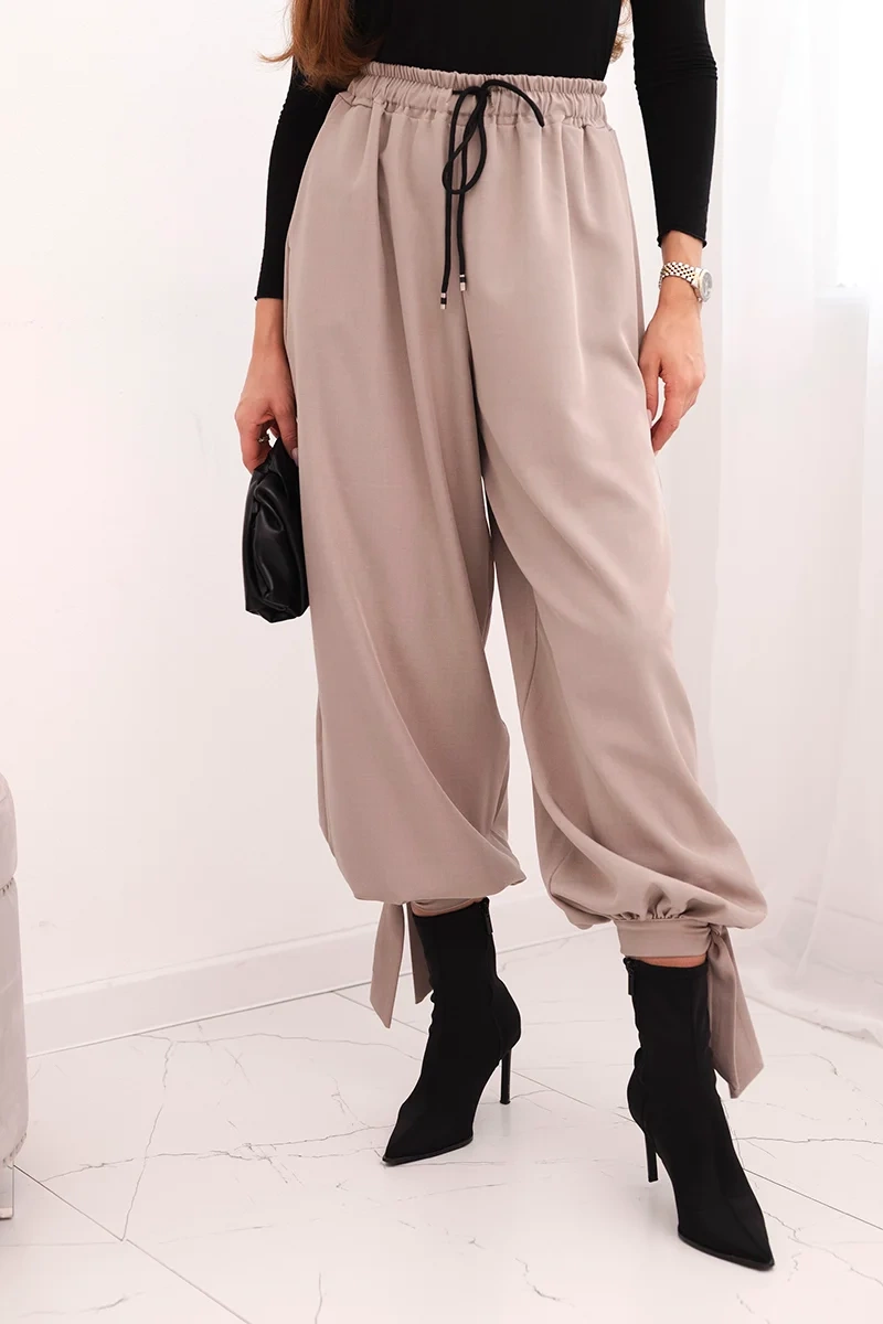 Kesi Włoski Women’s pants with wide legs and ties at the bottom fango