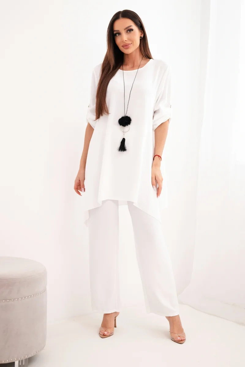 Set blouse + trousers with ecru pendant