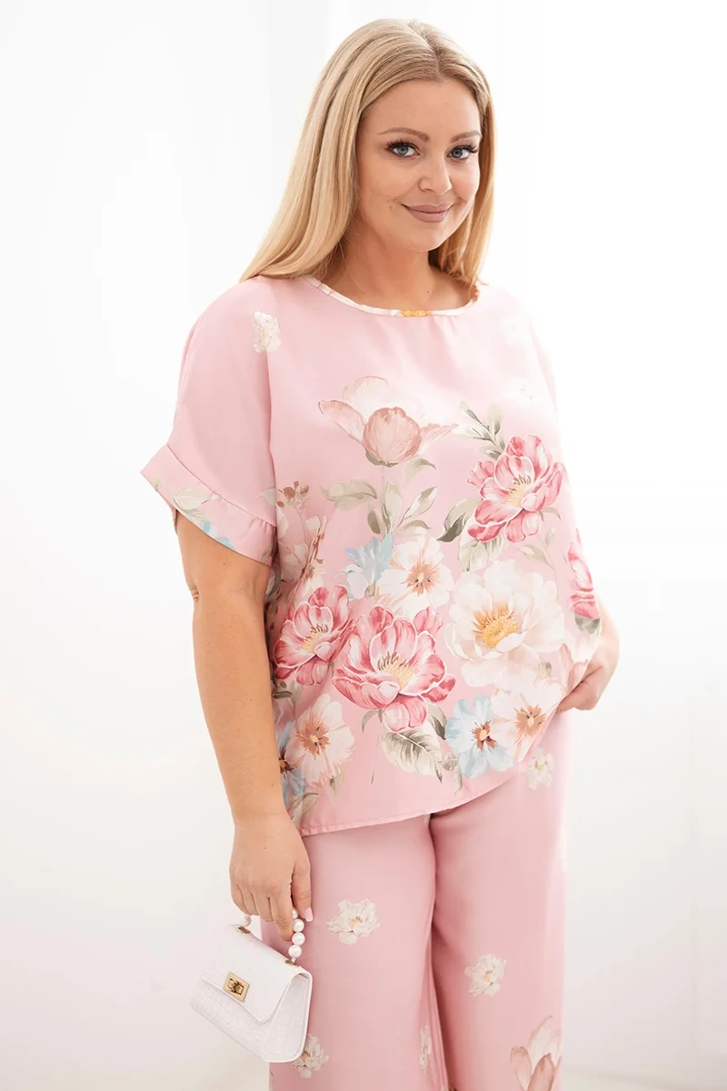 Kesi Plus Size dámska súprava s blúzkou a kvetinovými nohavicami