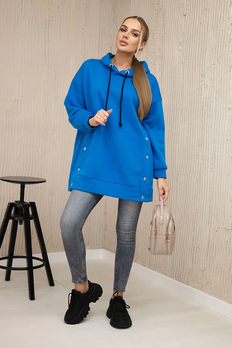 Insulated sweatshirt with purple blue press studs
