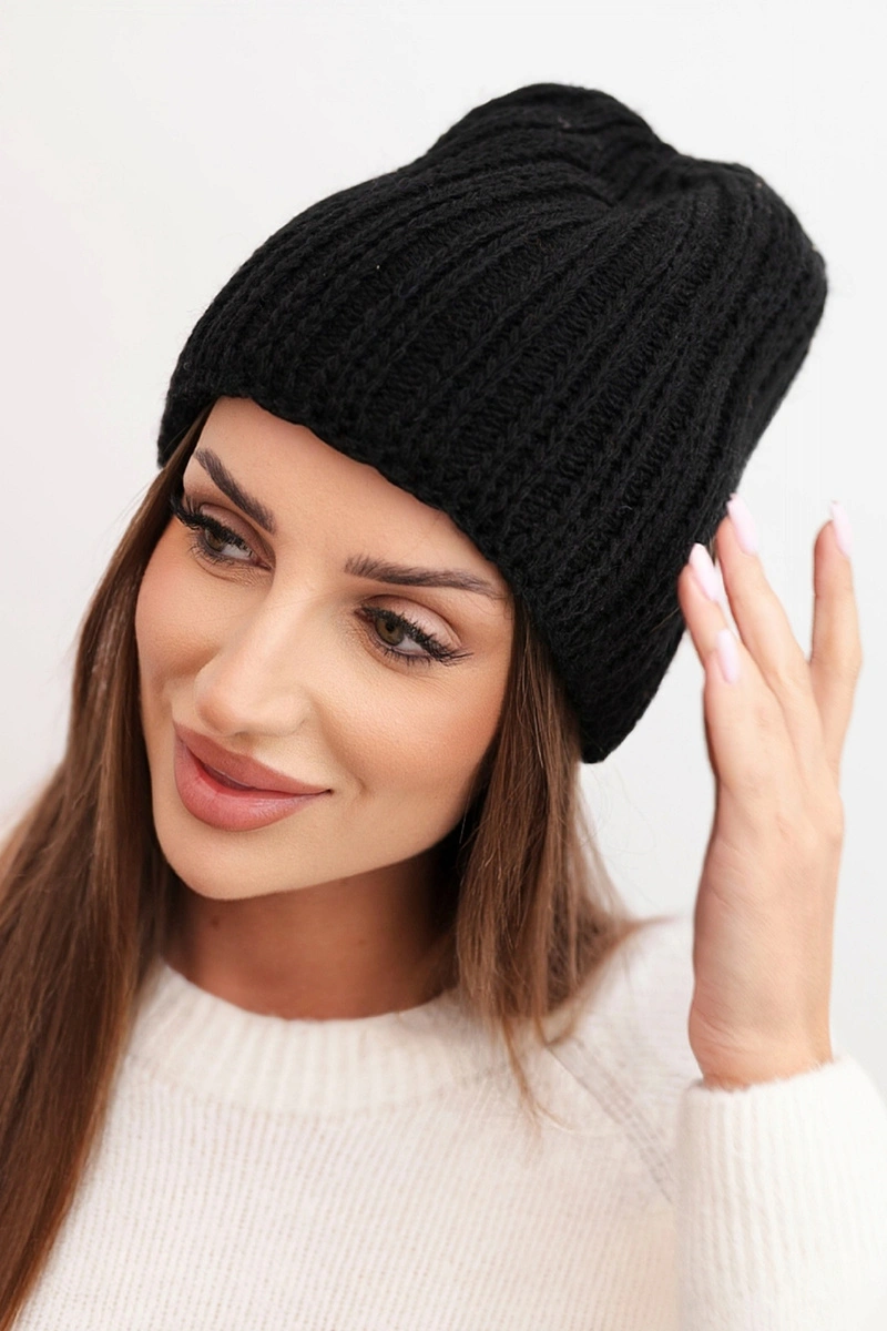 Дамска шапка Rebeka K345 черна