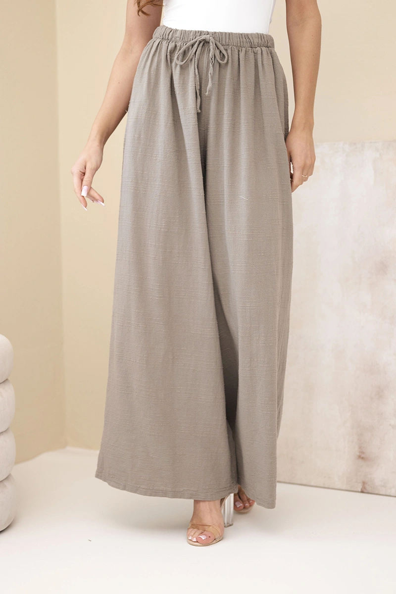 Дамски широки панталони с еластична талия