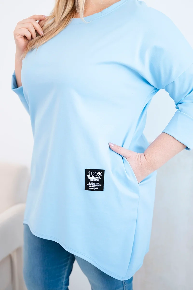 Plus size dámska blúzka s dlhším chrbtom modrá