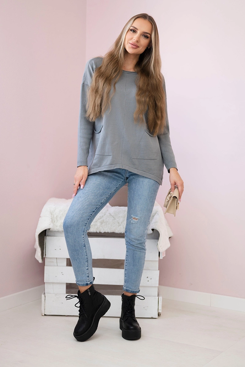 Sweater with front pockets gray