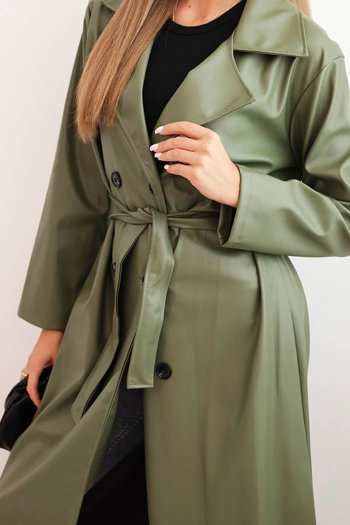 Kesi Włoski Women's trench coat made of eco-leather with a belt and collar khaki