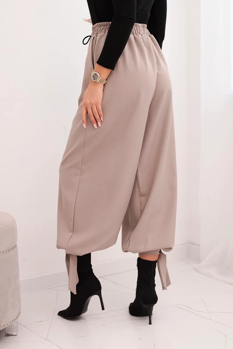 Kesi Włoski Women’s pants with wide legs and ties at the bottom fango