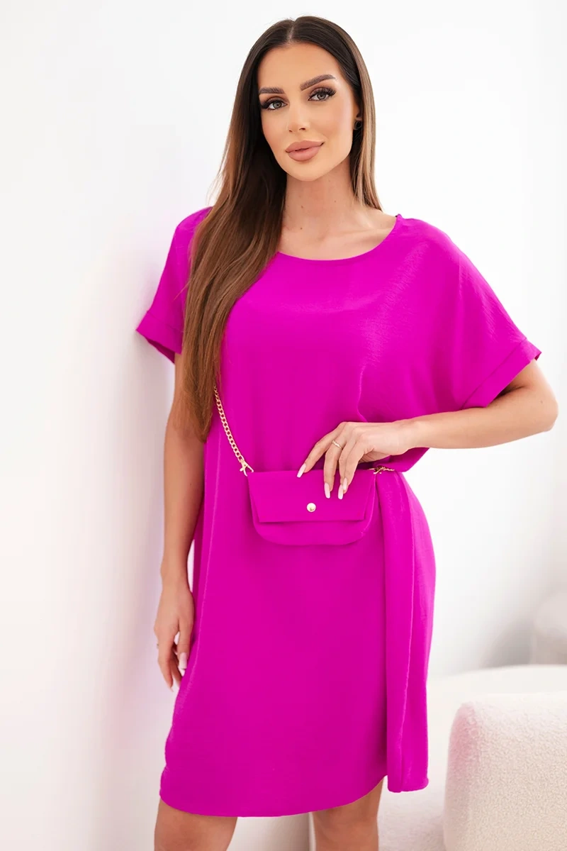 Fialové dámské šaty s kabelkou