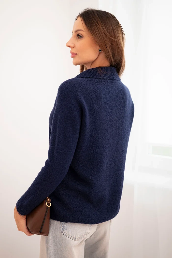 Kesi Włoski Women&#039;s sweater made of baby alpaca with a collar and V-neck navy blue