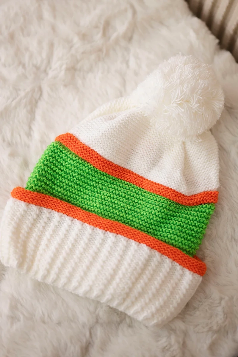 Kinga K297 Women&#039;s Cap White + Orange + Green