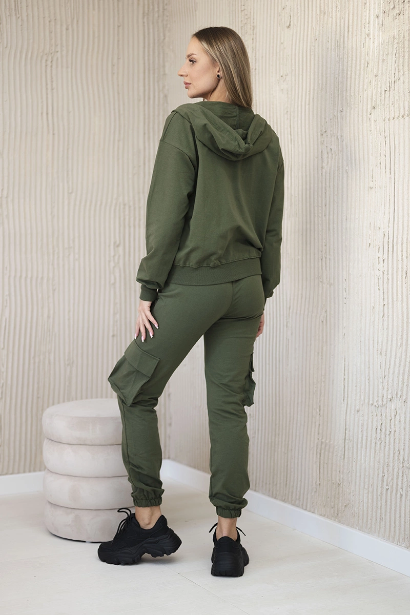 Set 3in1 sweatshirt + top + khaki pants