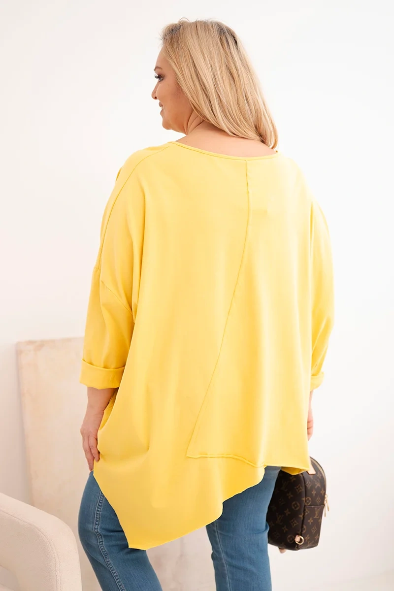 Dámska plus size blúzka s asymetrickým lemom