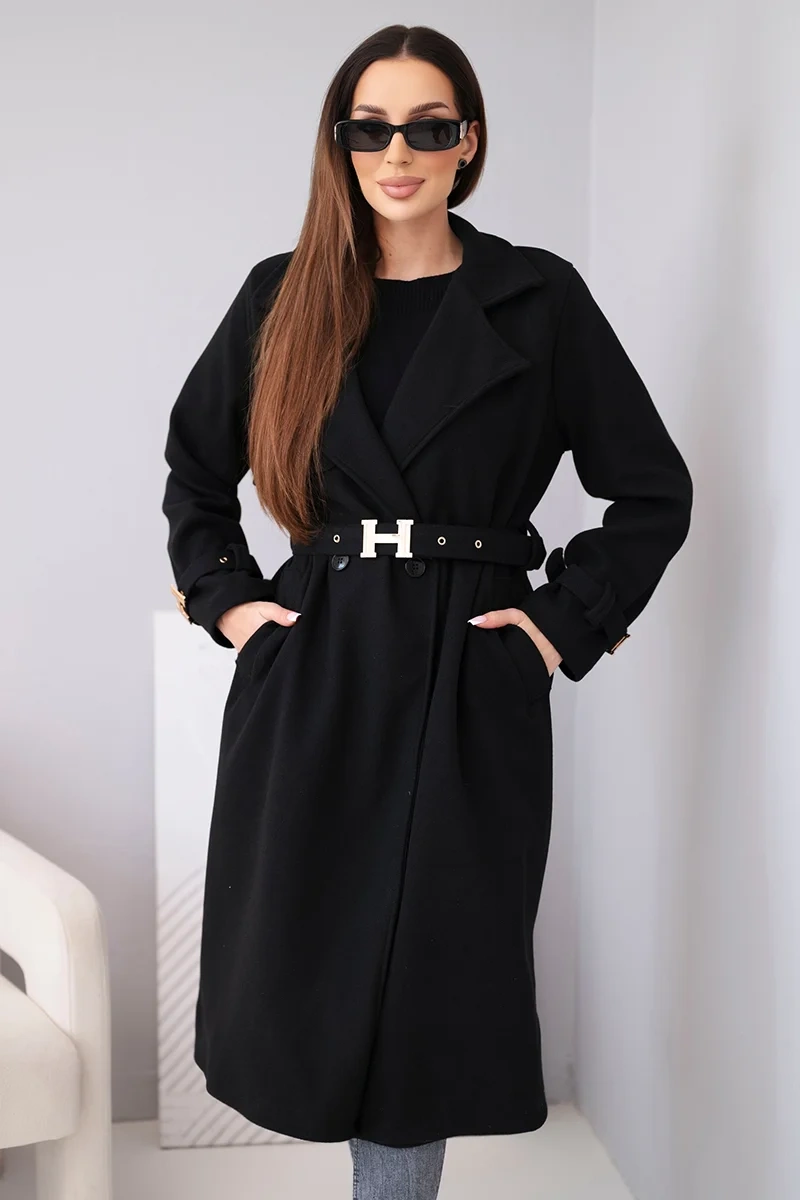 Дамско палто с колан и златни катарами