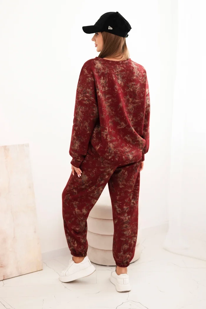 Kesi Włoski Women's oversized tracksuit set made of viscose with a longer sweatshirt and a faded effect burgundy