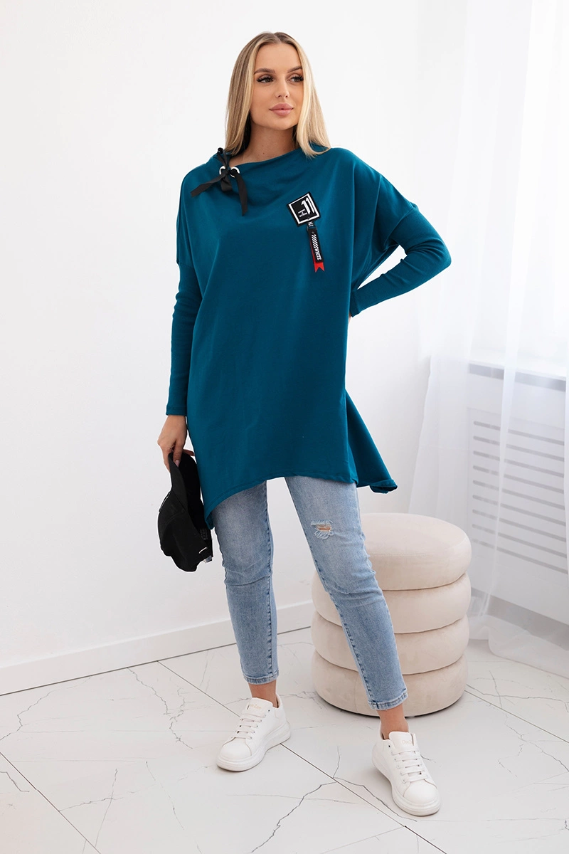 Oversize sweatshirt with asymmetrical sides marine