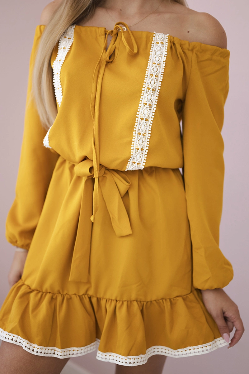 Shoulder dress and lace mustard