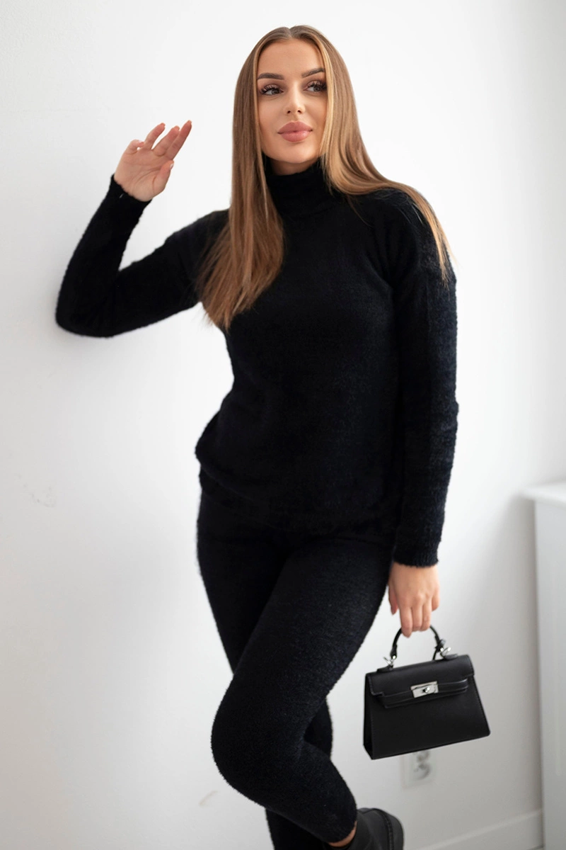 Two-piece set of alpaca sweaters black