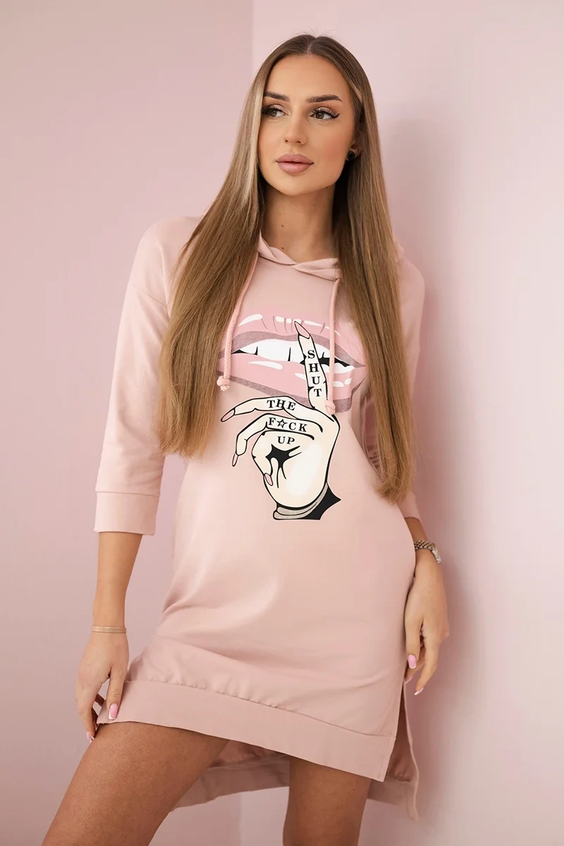 Dress with a long back and a colorful print in dark powder pink
